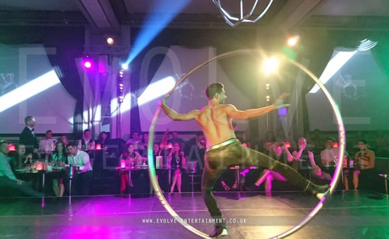 Acro-CYR-Wheel-5