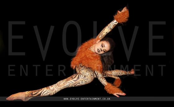 Animal-Interactive-acro-8