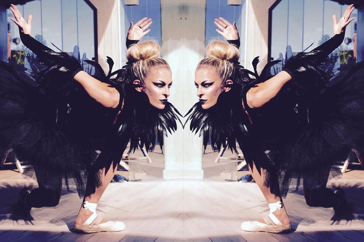 Black-Swan---Thumbnail