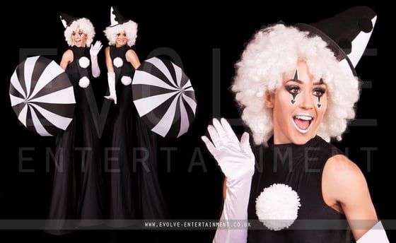 Black-and-white-clowns-2