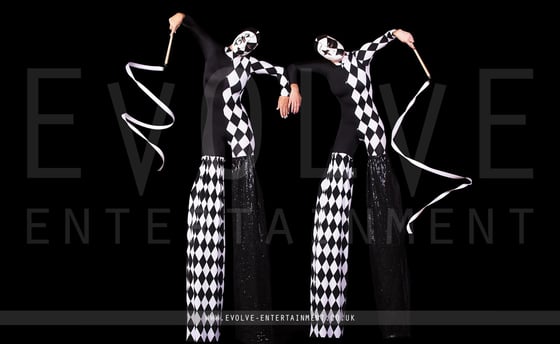 Circus-Stilts-3