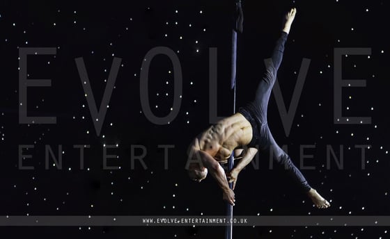 Flying-Pole-4