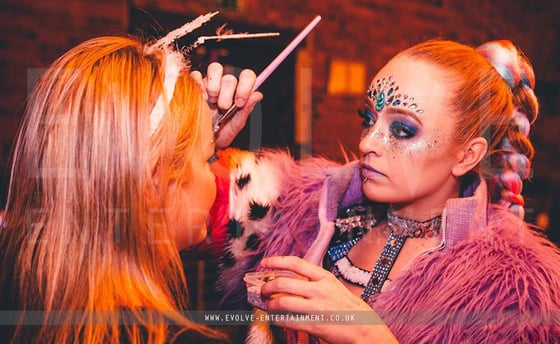 Glitter-Makeu-Up-Unicorns-1