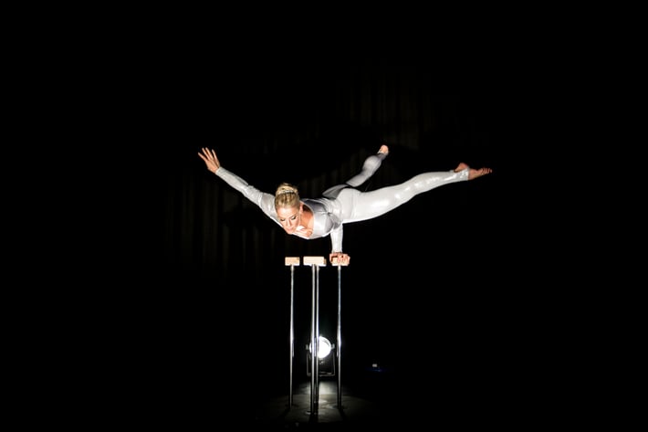 Hand Balance - Zoe