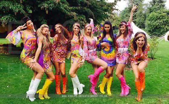 Hosts-Hostess-4