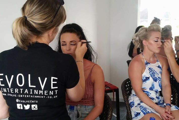 Make-up-Artist-THUMBNAIL 1