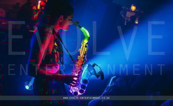The-Neon-Glow-Sax-6