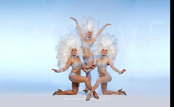 The-Vegas-Showgirls2