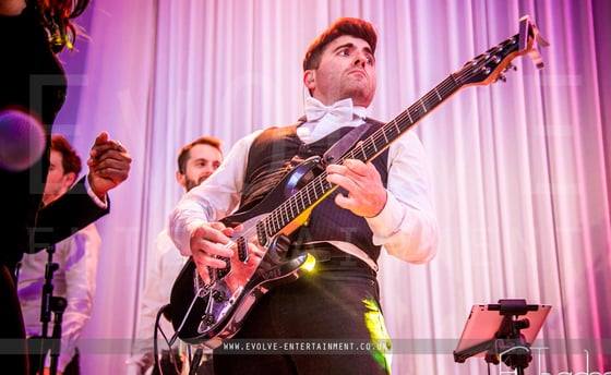 Totally-Live-Band-3