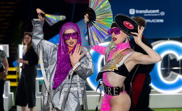 Voguing Disco Duo - Xero - 6