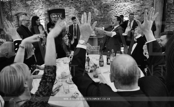 Wedding-Magician-3